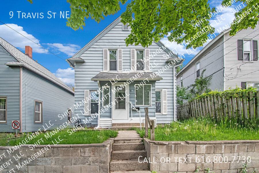 House for rent at 9 Travis St NE, Grand Rapids, MI 49505
