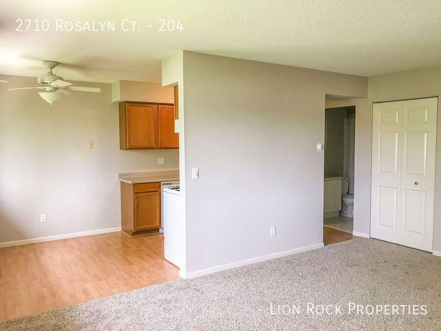 Apartment for rent at 2710 Rosalyn Court #204, Minneapolis, MN 55427