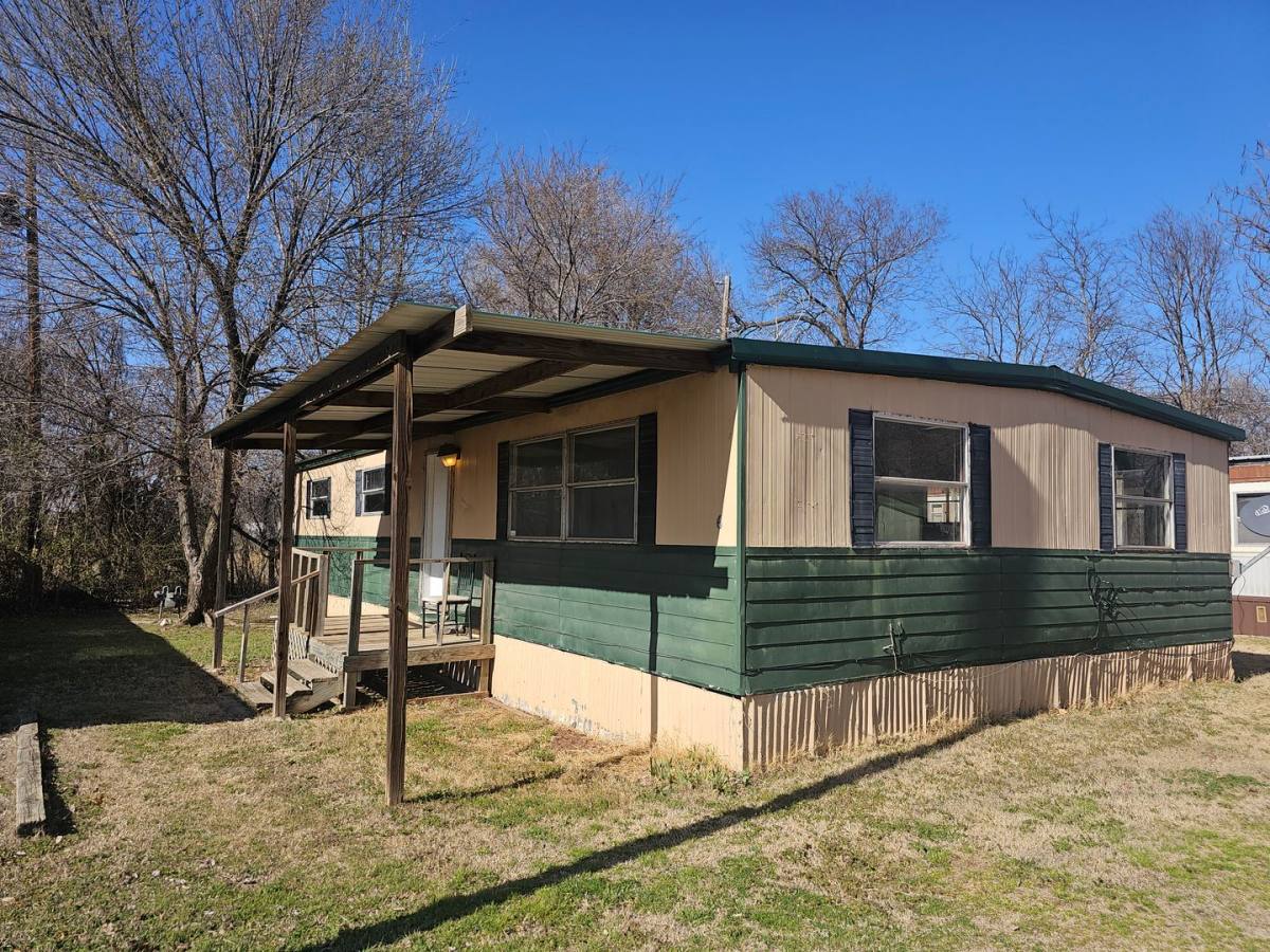 House for rent at 1782 Church Ave, Harrah, OK 73045