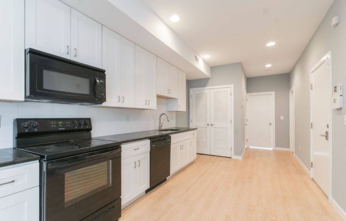 Apartment for rent at 1507 W Oxford, Philadelphia, PA 19121