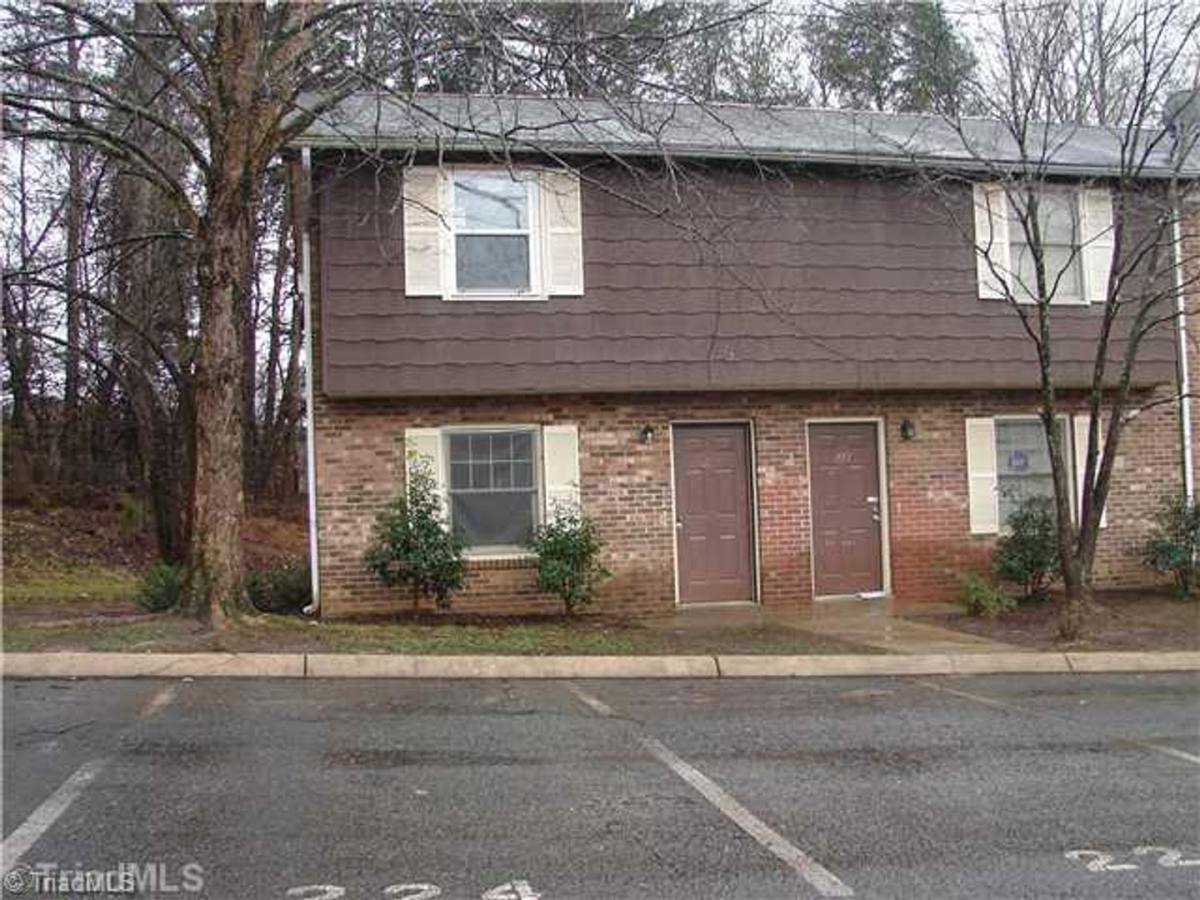 Townhouse for rent at 224 Royal Forest Court, Winston Salem, NC 27104