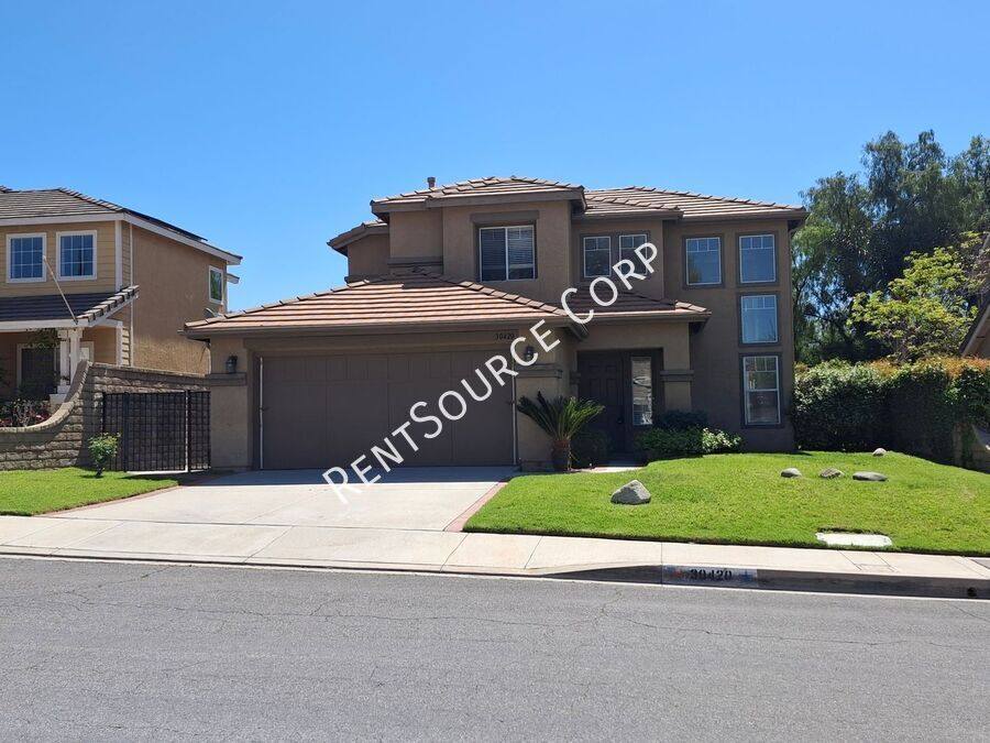 House for rent at 30420 Yosemite Dr, Castaic, CA 91384