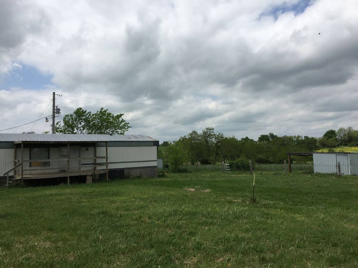 Apartment for rent at 20028 Kirklane Rd, Lincoln, AR 72744