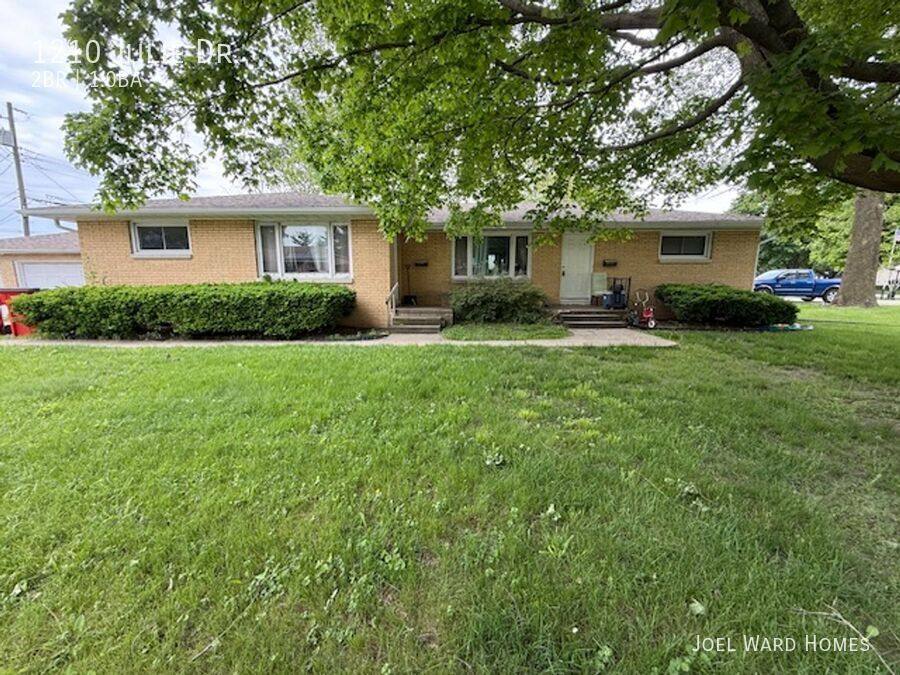 Apartment for rent at 1210 Julie Dr, Champaign, IL 61821