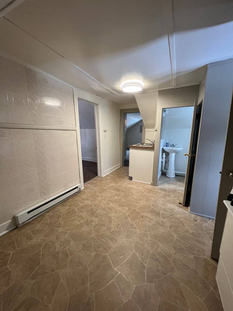 Apartment for rent at 16721 S 3RDS St, Galesville, WI 54630