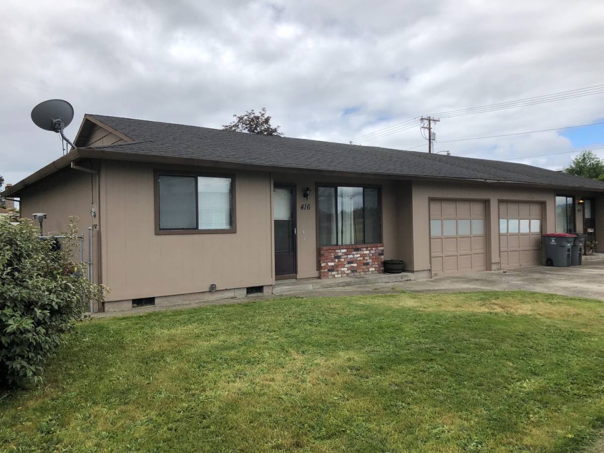 Apartment for rent at 410 416 SE Debbie St, McMinnville, OR 97128