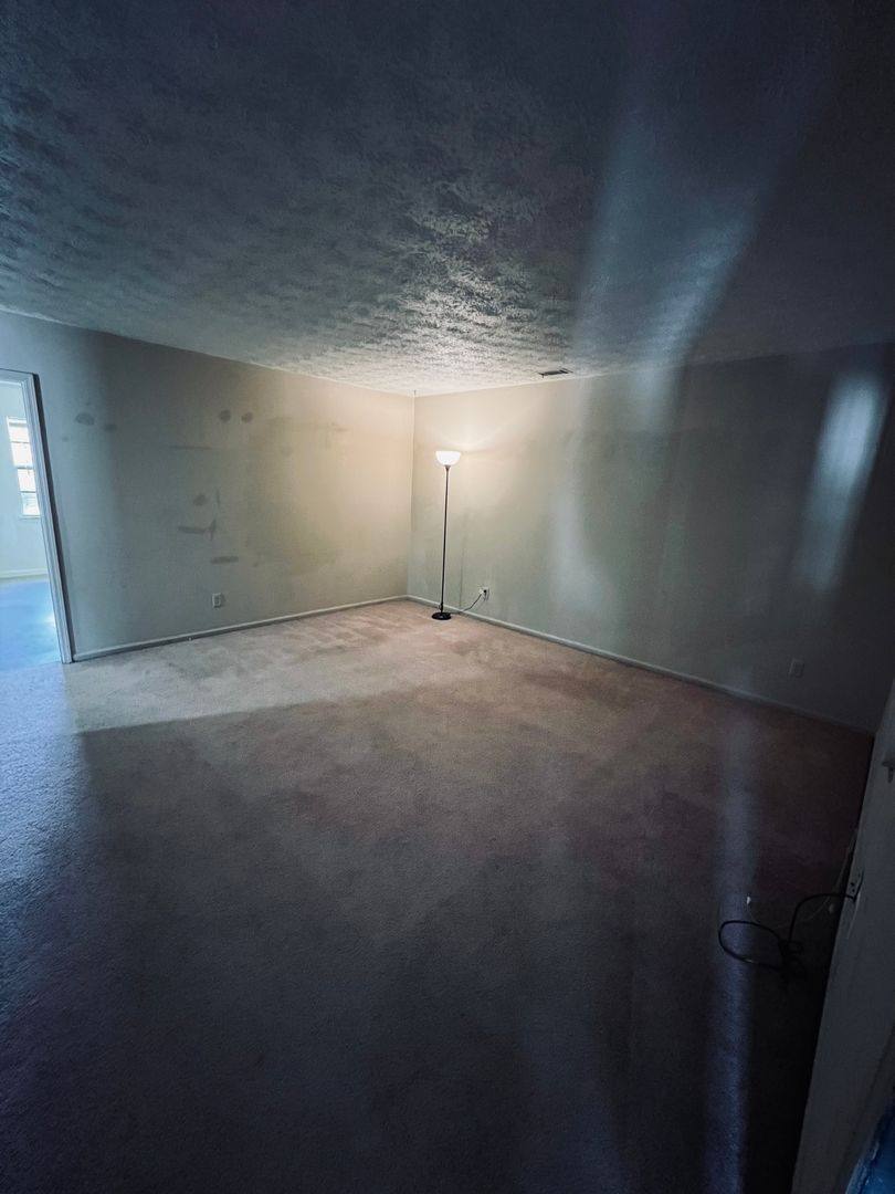 Apartment for rent at 929 Live Oak Dr, Hinesville, GA 31313