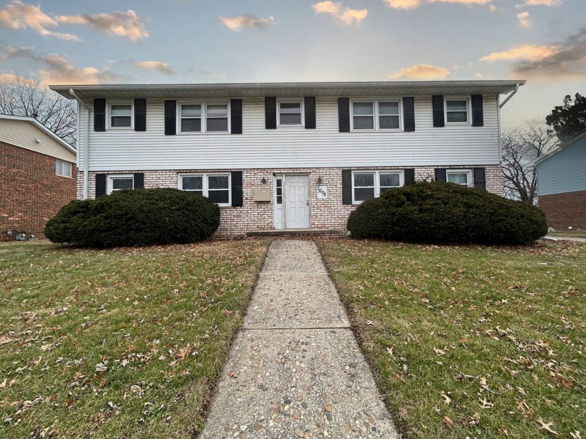 Apartment for rent at 1005 Charlotte, Normal, IL 61761