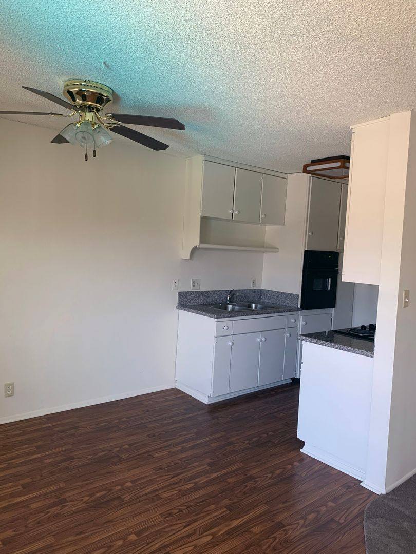 Townhouse for rent at 646 W Fairview Ave, Arcadia, CA 91007