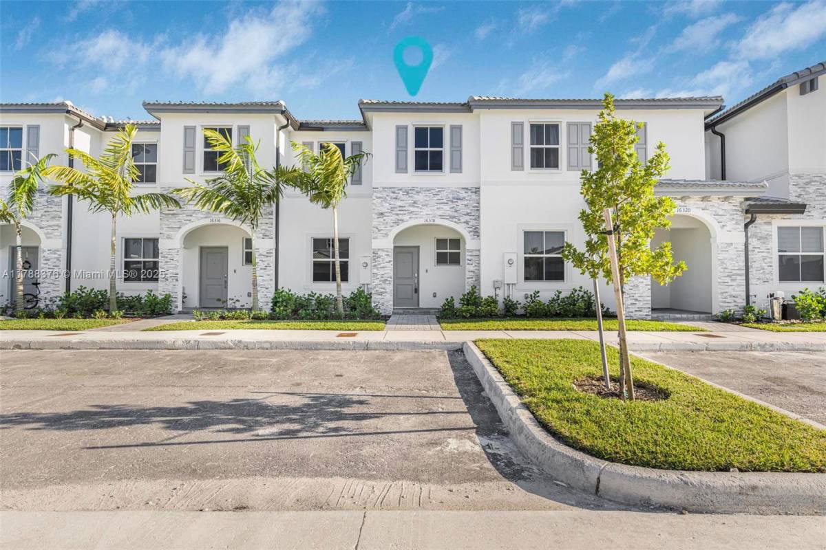 Townhouse for rent at 16318 SW 291st St, Homestead, FL 33033