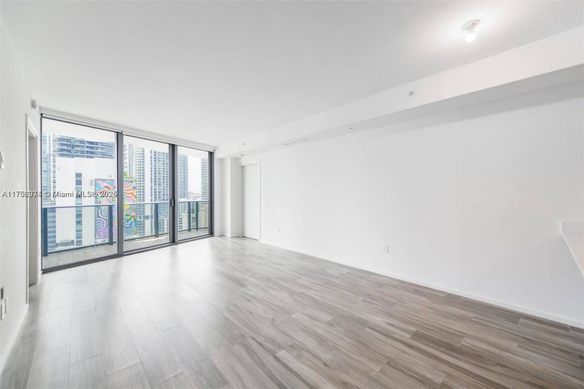 Apartment for rent at 801 S Miami Ave #1702, Miami, FL 33131