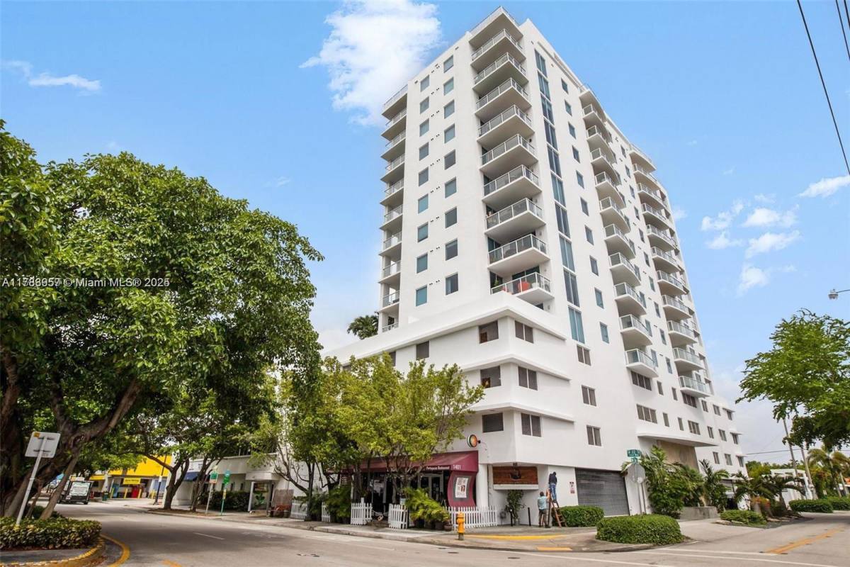 Apartment for rent at 1401 SW 22nd St #1406, Miami, FL 33145