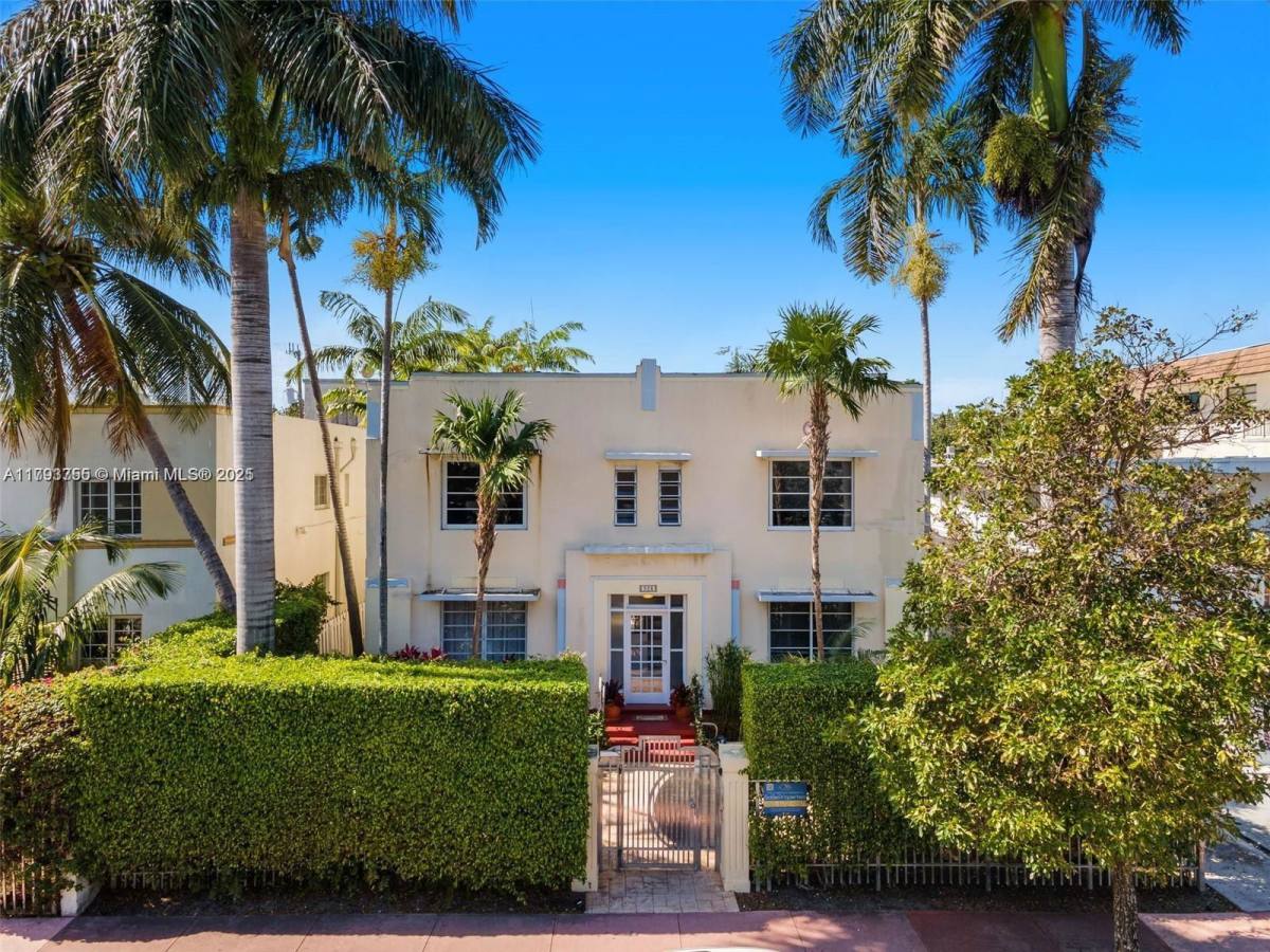 Apartment for rent at 928 Euclid Ave #6, Miami Beach, FL 33139