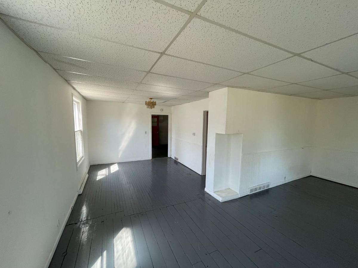 House for rent at 1918 Stanley St, Saginaw, MI 48602