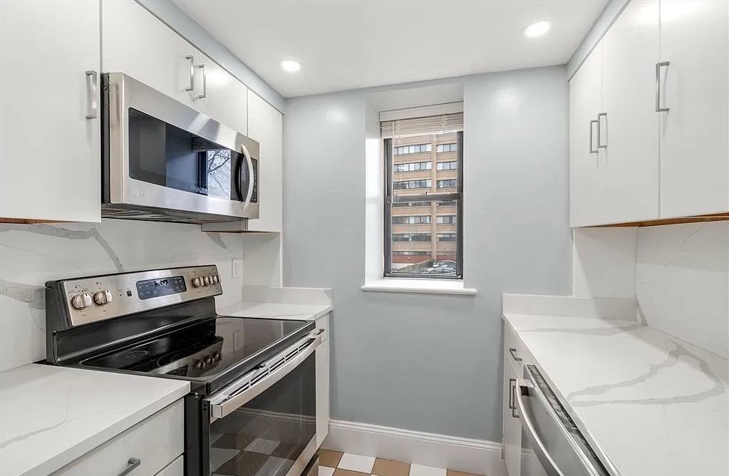 Apartment for rent at 1933 Commonwealth Ave #102, Brighton, MA 02135