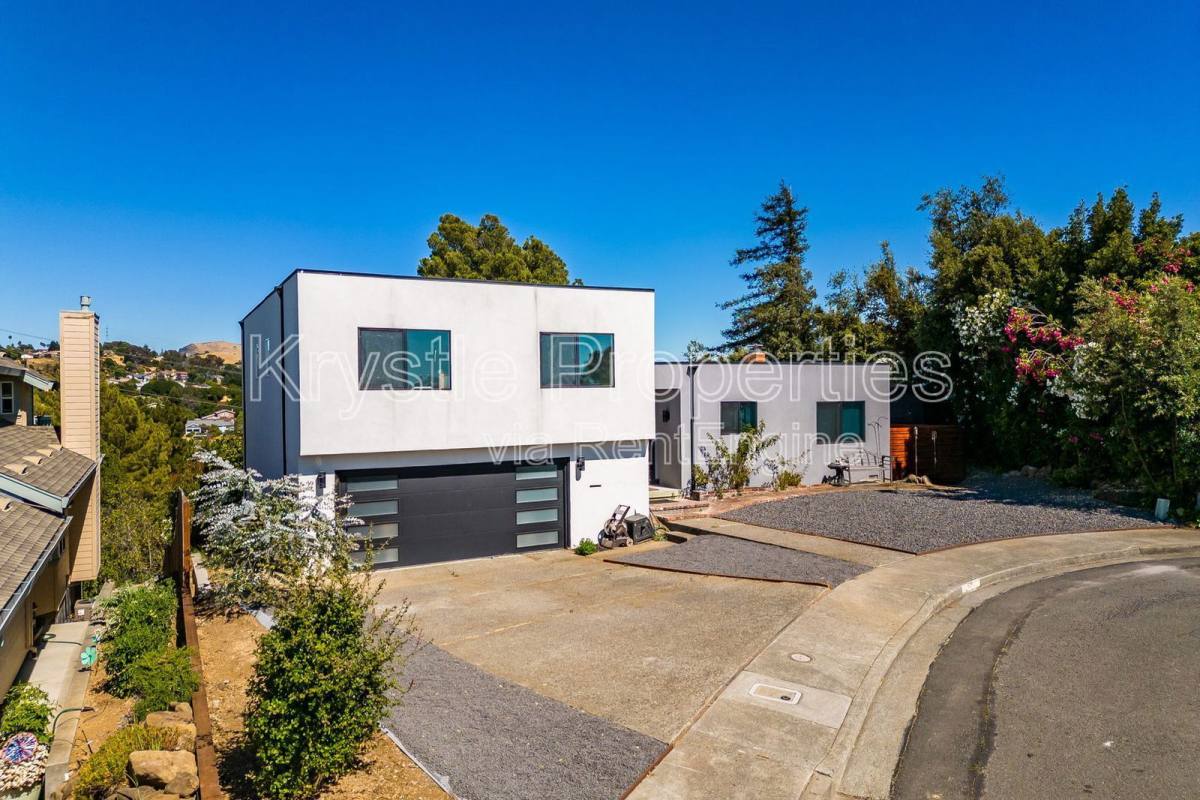 House for rent at 12 Elna Dr, Vallejo, CA 94591