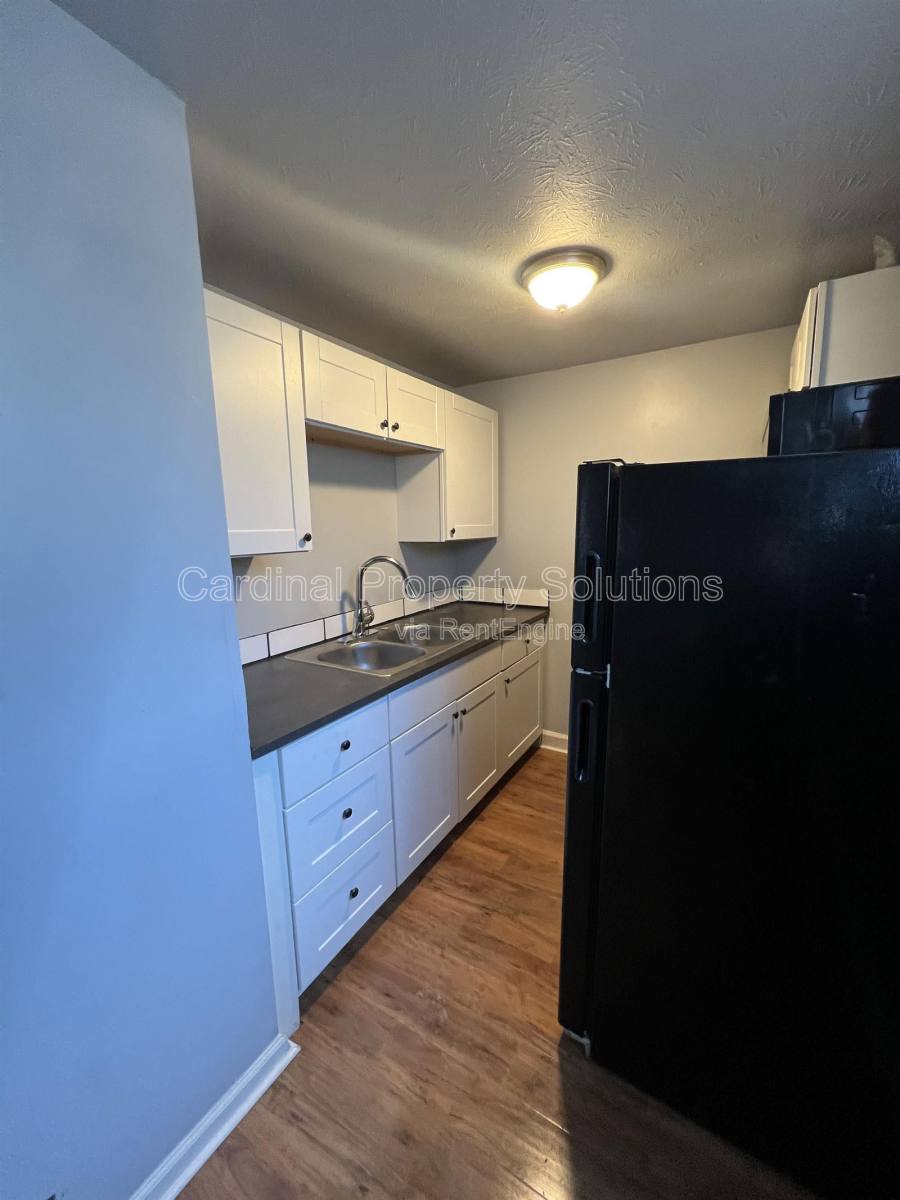 Apartment for rent at 745 Oak St #2, Cincinnati, OH 45206