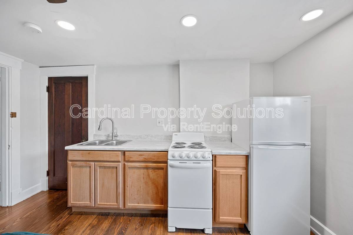 Apartment for rent at 1315 Paxton Ave #3, Cincinnati, OH 45208