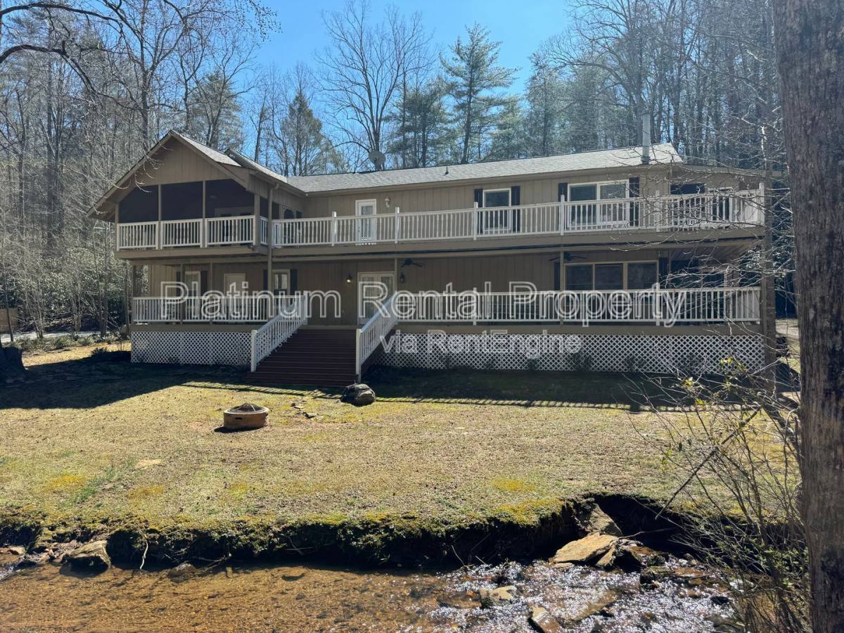 House for rent at 971 Mountain Cove Rd, Dahlonega, GA 30533