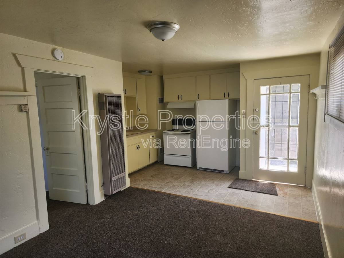 Apartment for rent at 1115 Kentucky St #A, Vallejo, CA 94590
