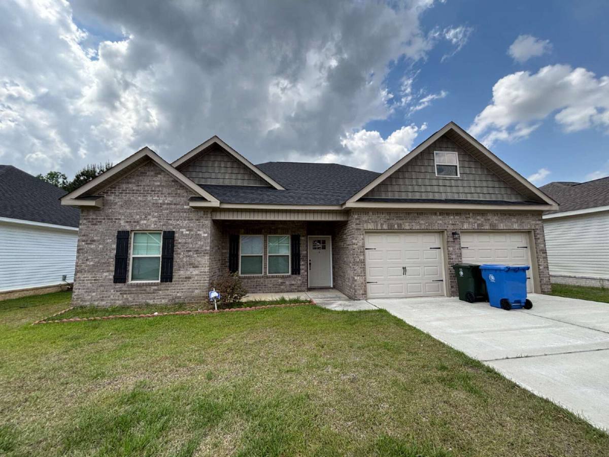 House for rent at 113 Sandpiper Lane, Dothan, AL 36301
