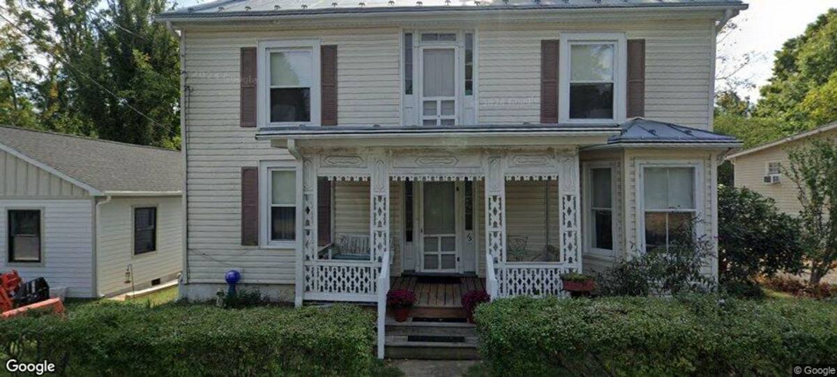 House for rent at 15 Houston St, Lexington, VA 24450