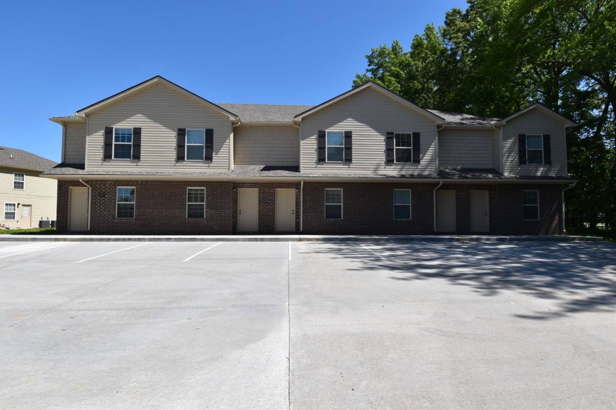 Townhouse for rent at 1497 Amberjack Court, Clarksville, TN 37042