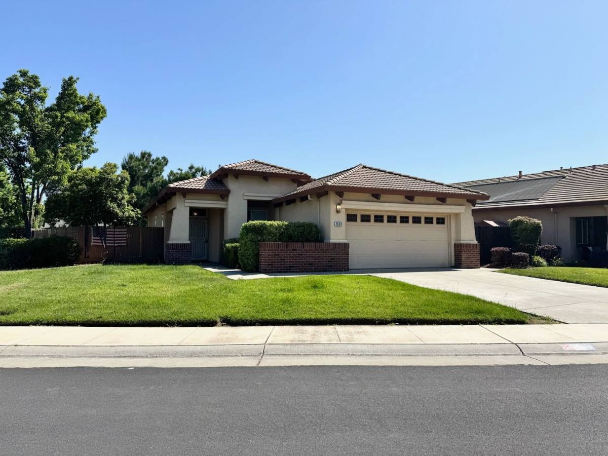 House for rent at 7513 Brabham Way, Elk Grove, CA 95758