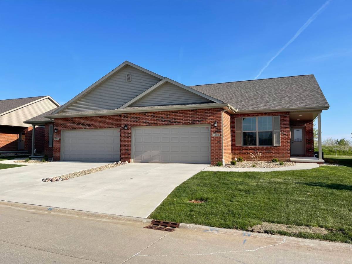 House for rent at 1334 Monterey Pine Dr, Normal, IL 61761