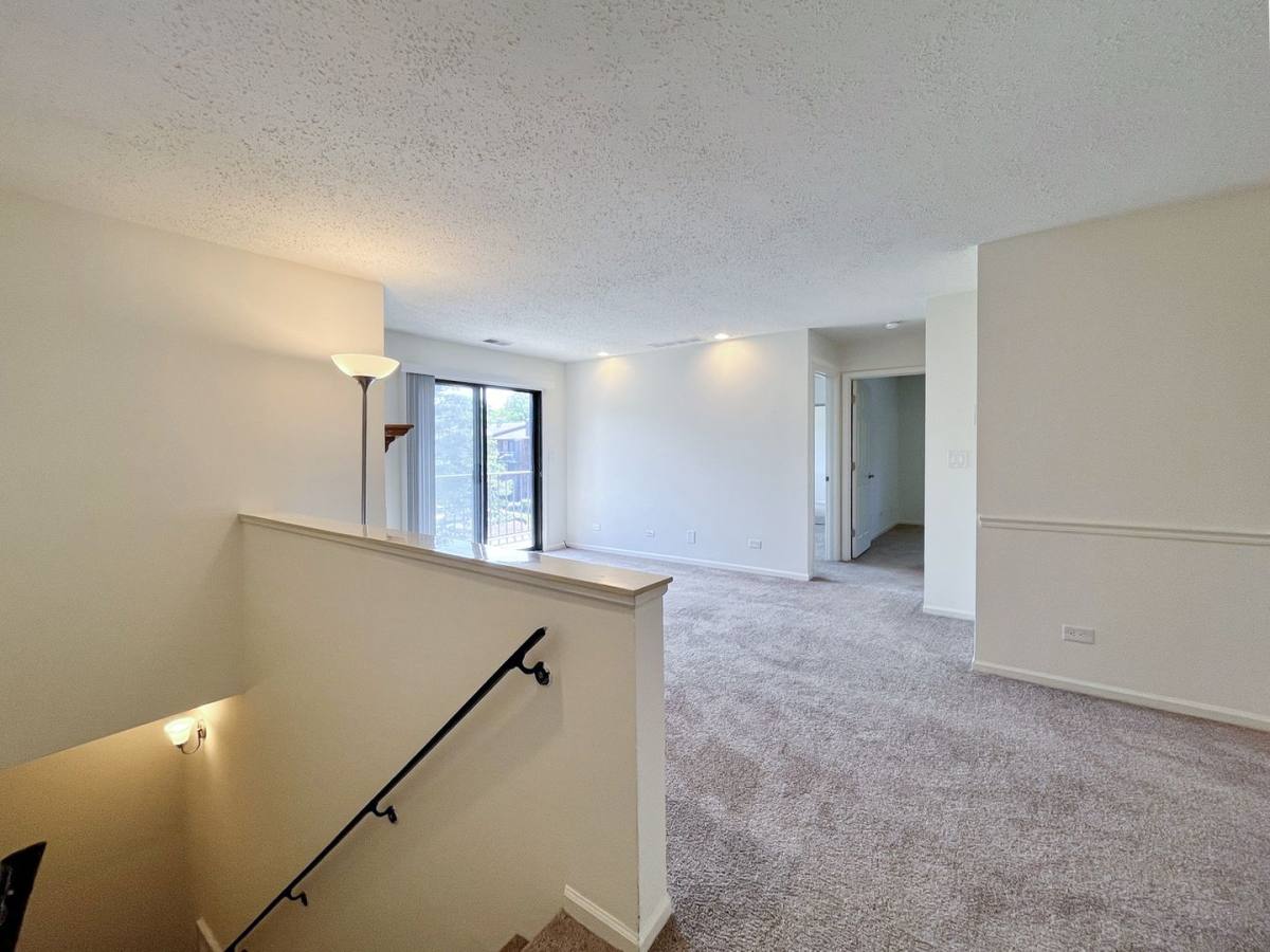 Apartment for rent at 2019 N Main St, Wheaton, IL 60187
