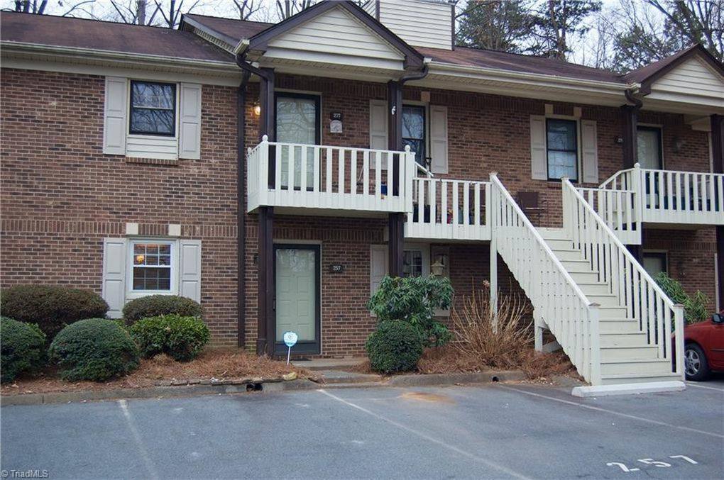 Condo for rent at 225 Olde Vineyard Court, Winston Salem, NC 27104