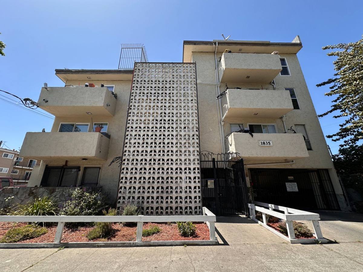 Apartment for rent at 1835 28th Ave, Oakland, CA 94601
