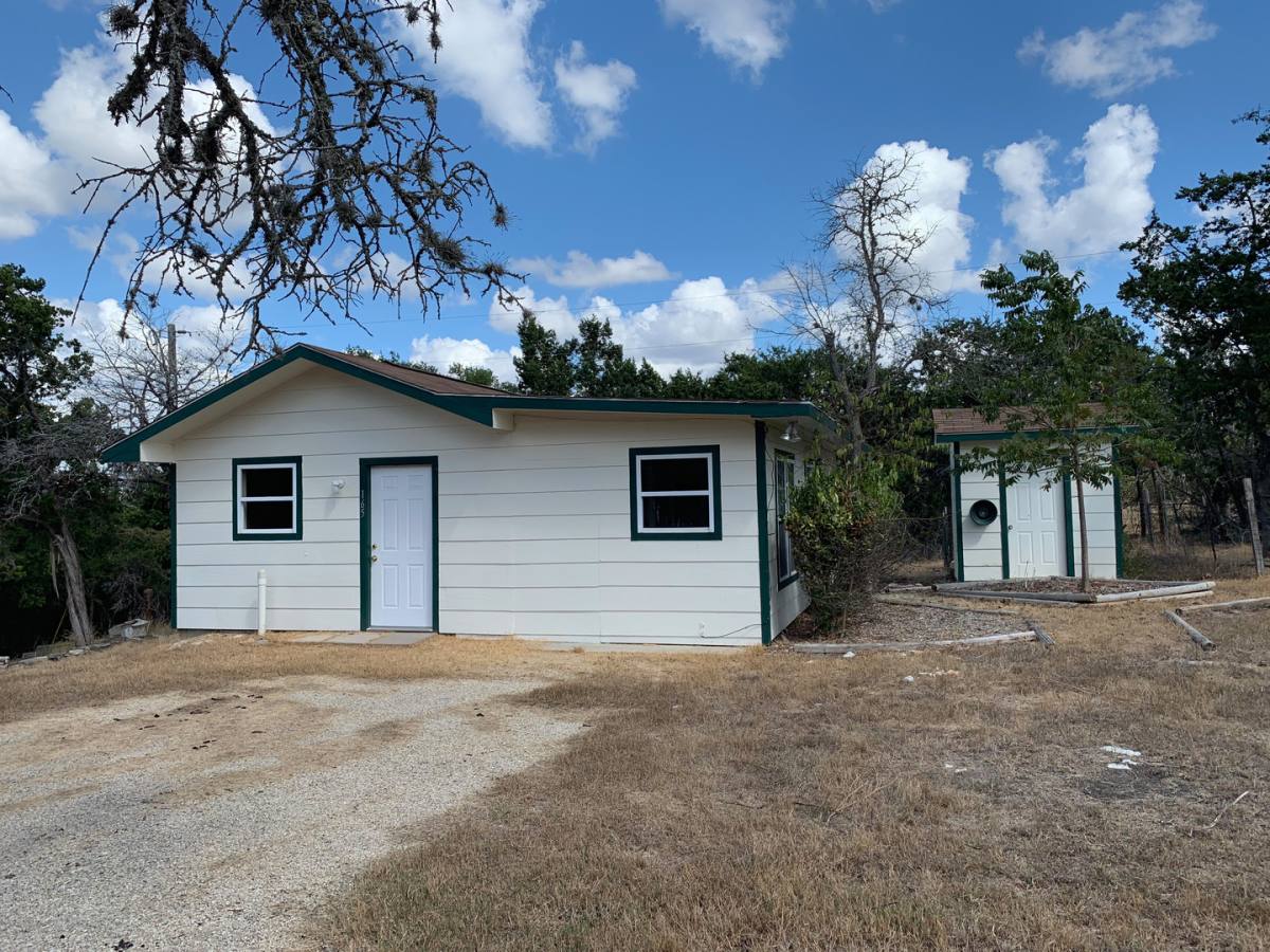 House for rent at 165 Oak Ridge Trail, Pipe Creek, TX 78063