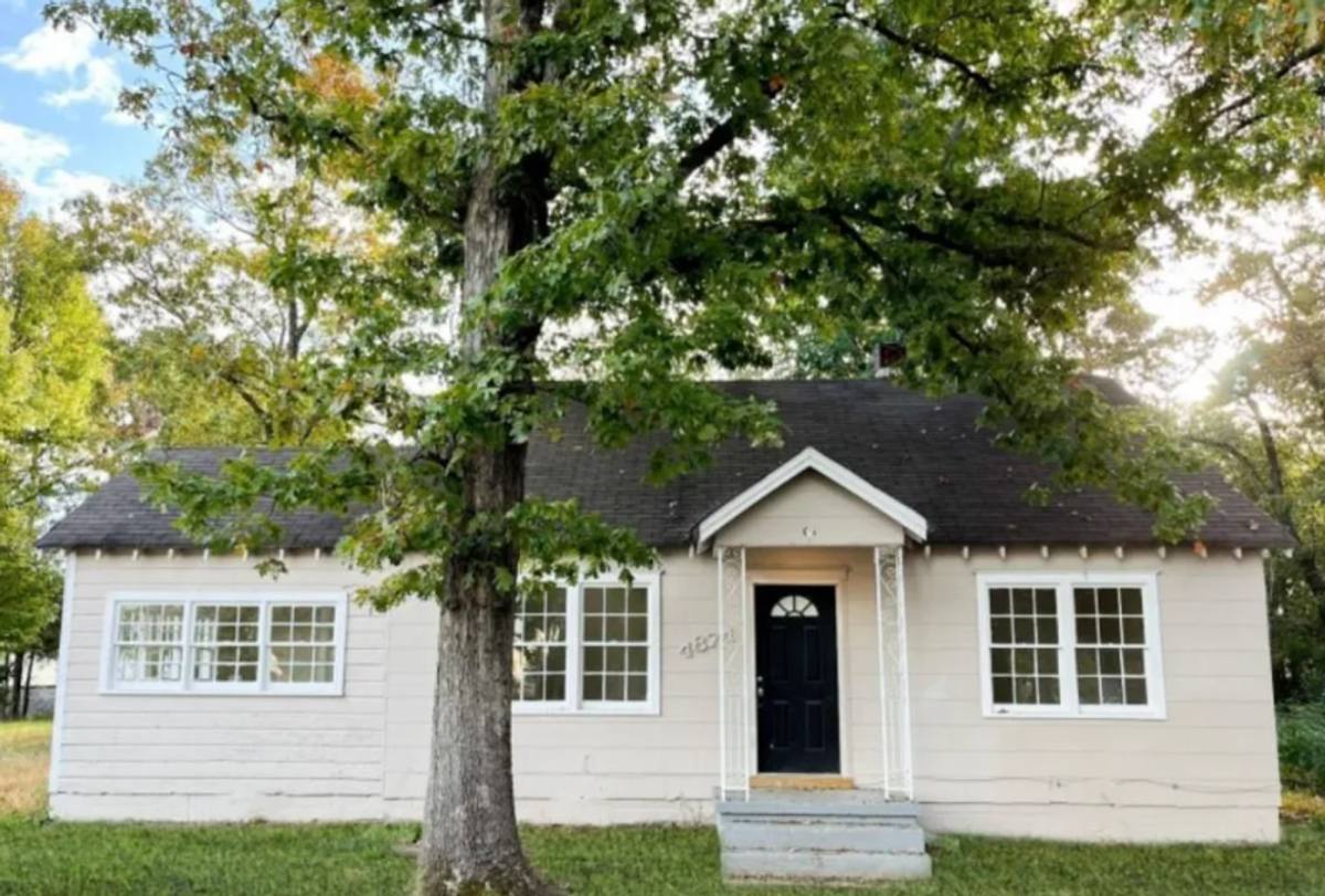 Apartment for rent at 4874 Hale Rd, Forest Park, GA 30297
