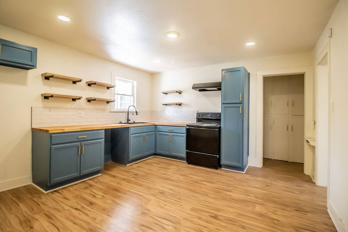 Townhouse for rent at 2123 26th St, Lubbock, TX 79411