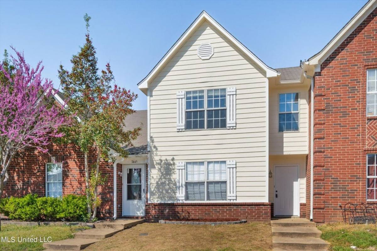 Townhouse for rent at 7449 Perrin Lane, Horn Lake, MS 38637