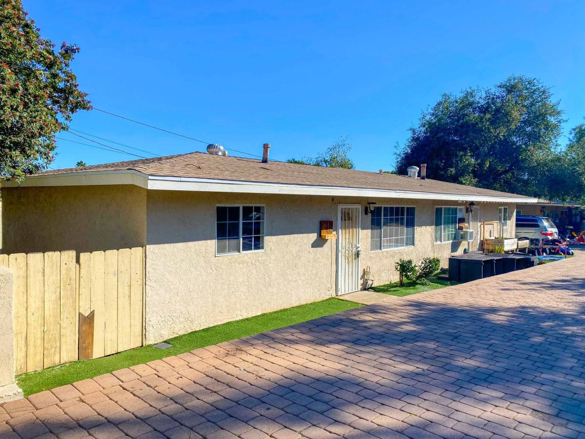 Apartment for rent at 12331-12343 Leona Lane, Poway, CA 92064