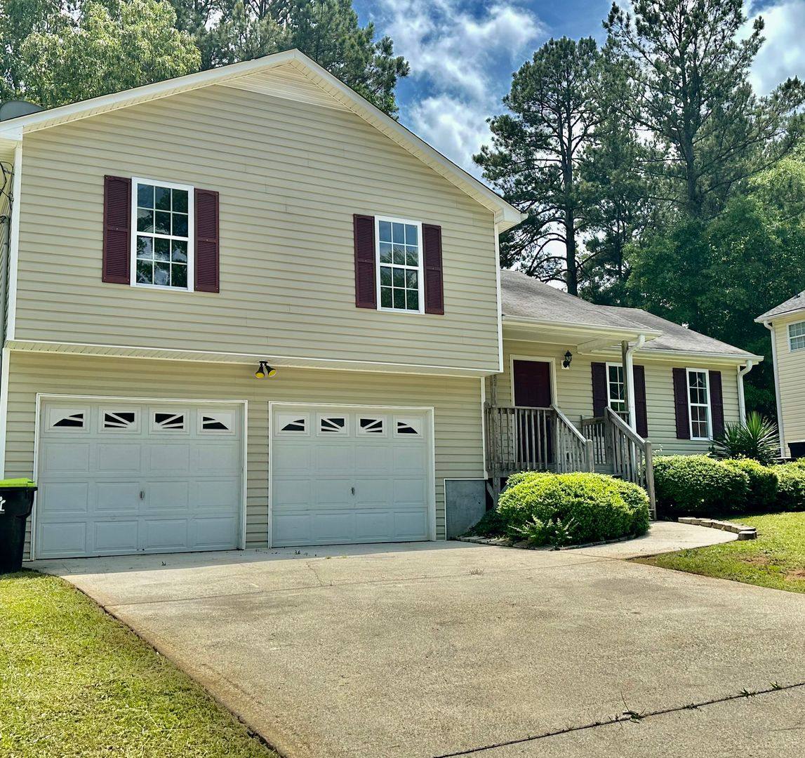 House for rent at 380 River Trace Dr, Villa Rica, GA 30180