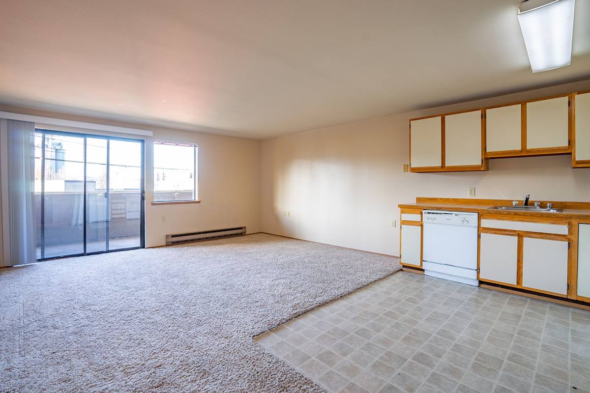 Apartment for rent at 201 NW 39th St, Seattle, WA 98107