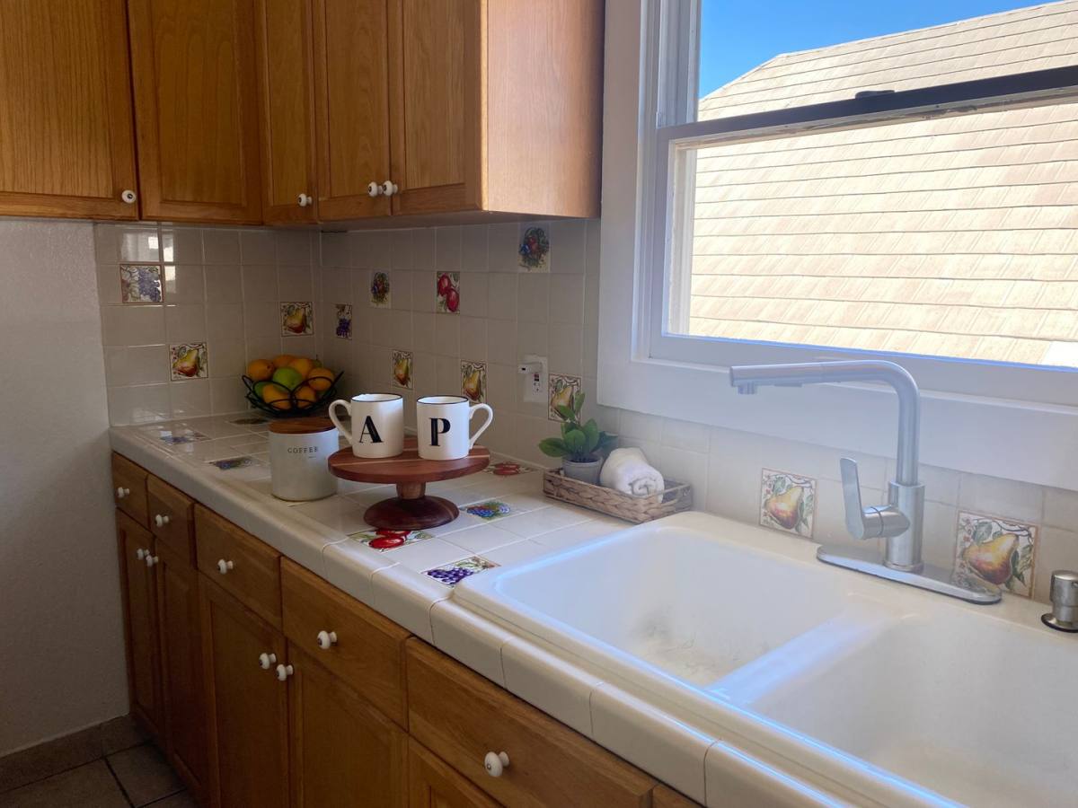 Apartment for rent at 252-254 Frisbie St, Oakland, CA 94611