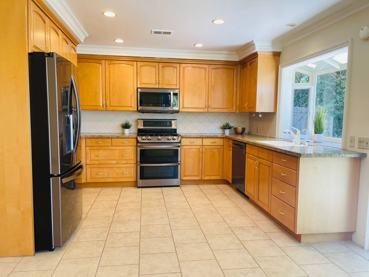 House for rent at 2833 Cedar Wood Place, Thousand Oaks, CA 91362