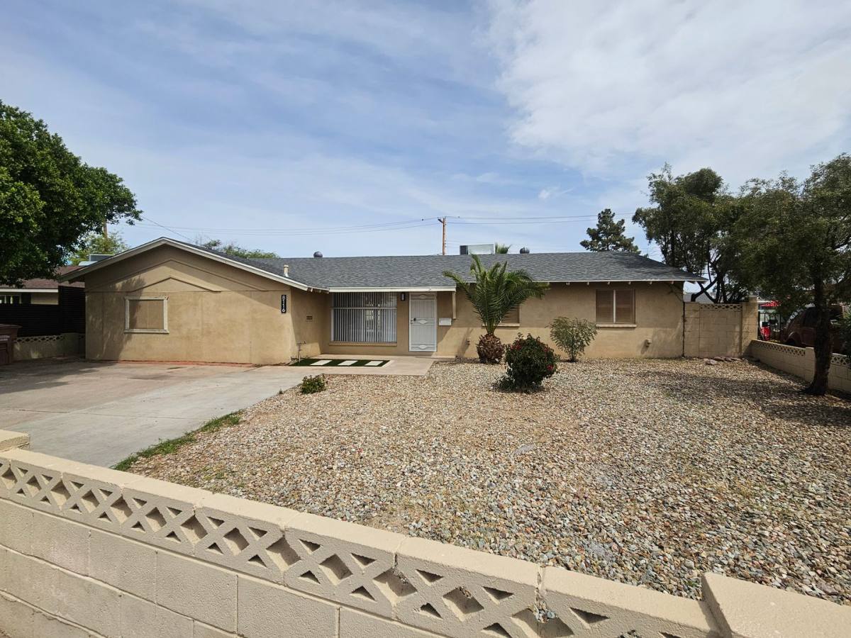 House for rent at 8116 E Monte Vista Rd, Scottsdale, AZ 85257