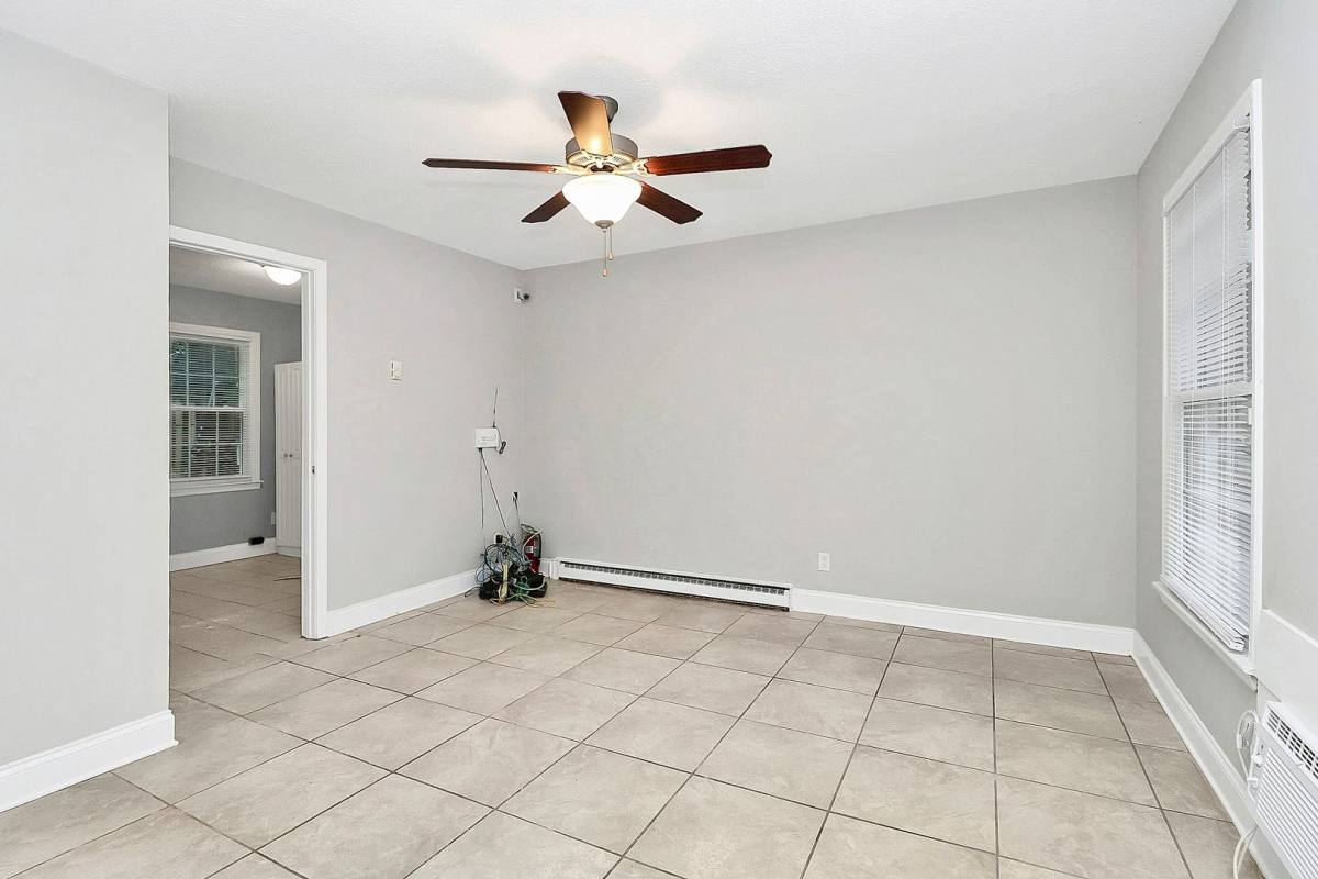 Townhouse for rent at 314 Clarence St, Charlotte, NC 28216