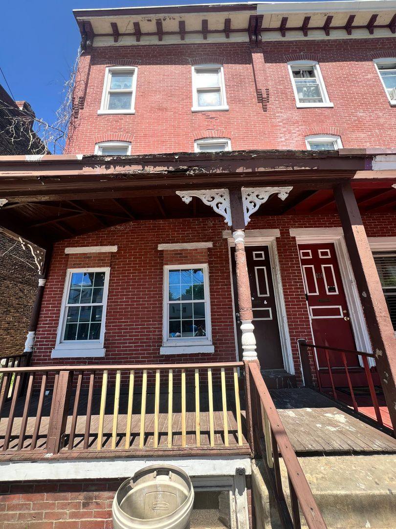 House for rent at 822 E State St, Trenton, NJ 08609