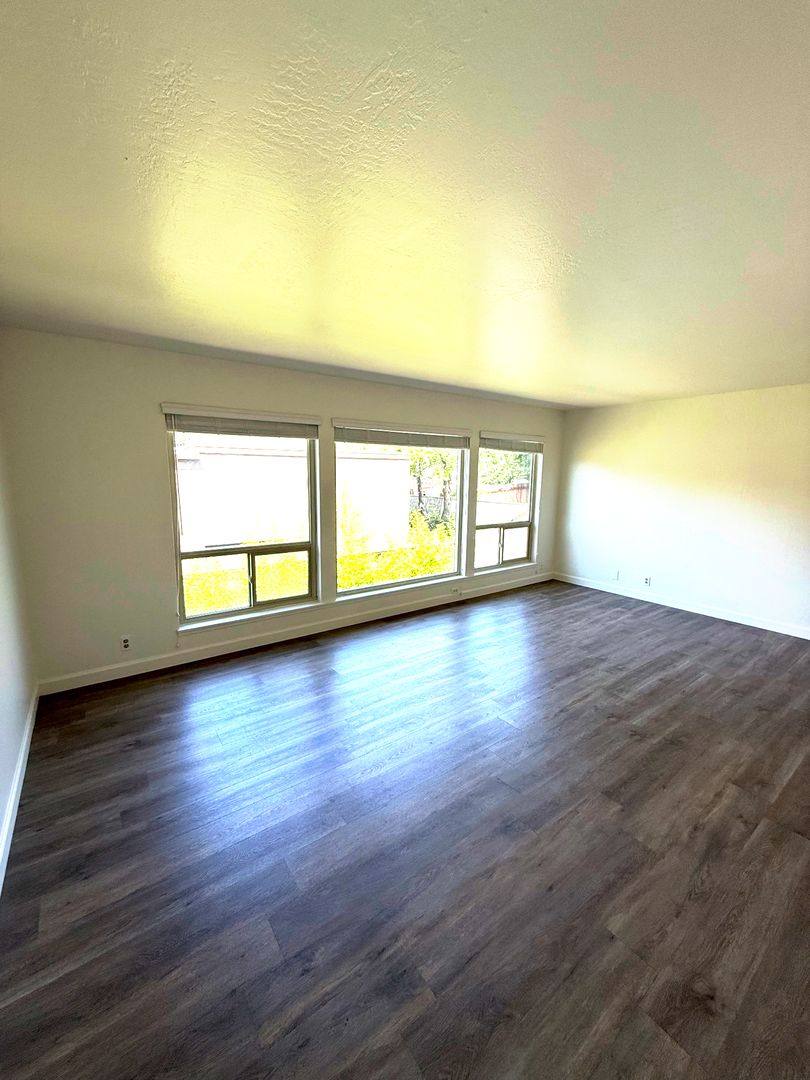 Apartment for rent at 909 E Blithedale Ave, Mill Valley, CA 94941