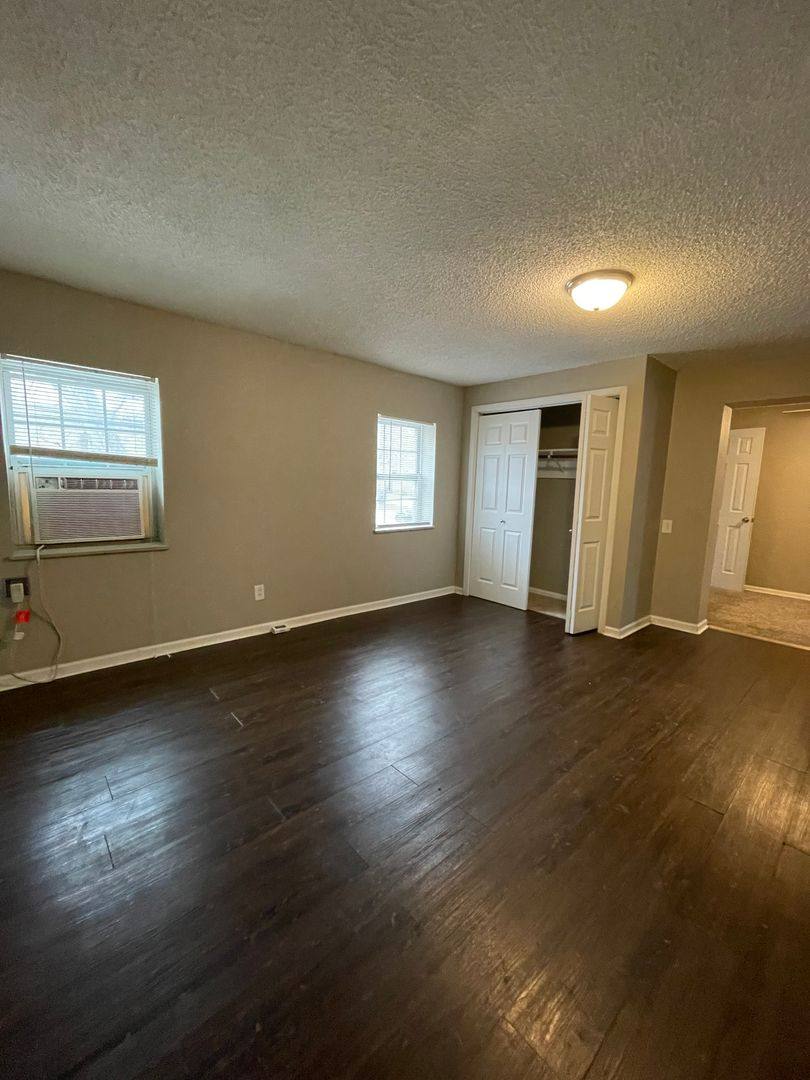 Apartment for rent at 516 E 12th Ave, Emporia, KS 66801