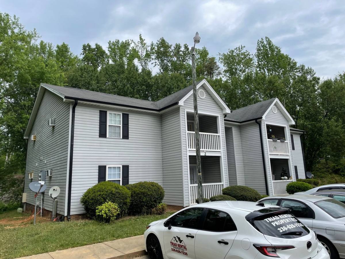 Apartment for rent at 647 W Presnell St, Asheboro, NC 27203