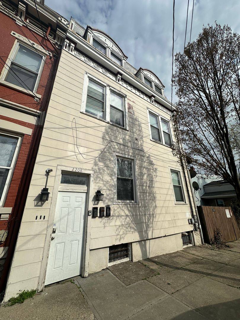 Apartment for rent at 2208 Victor St, Cincinnati, OH 45219