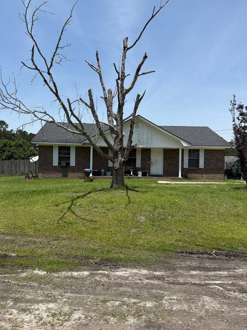 House for rent at 225 W Kenny Dr, Hinesville, GA 31313