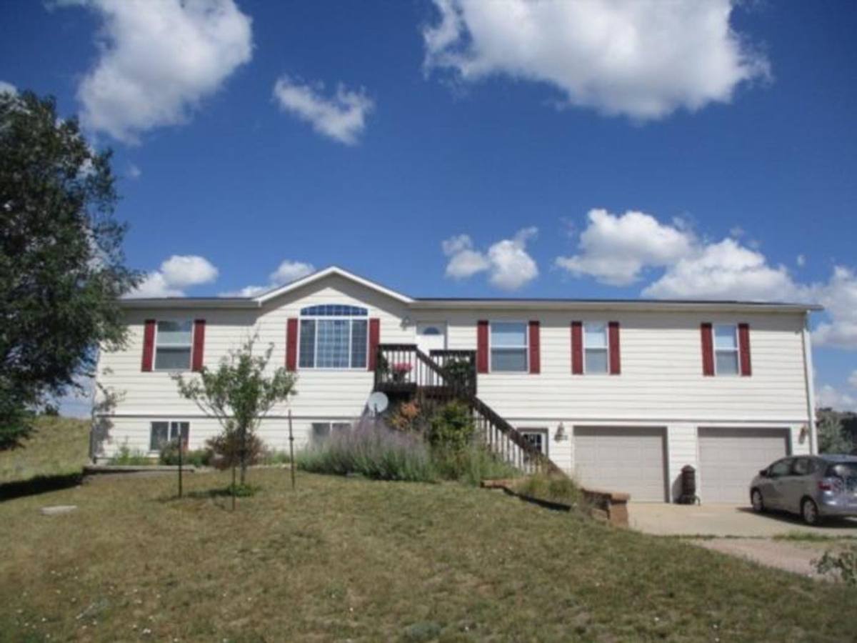 Apartment for rent at 2735 Jenny Gulch Rd, Rapid City, SD 57702